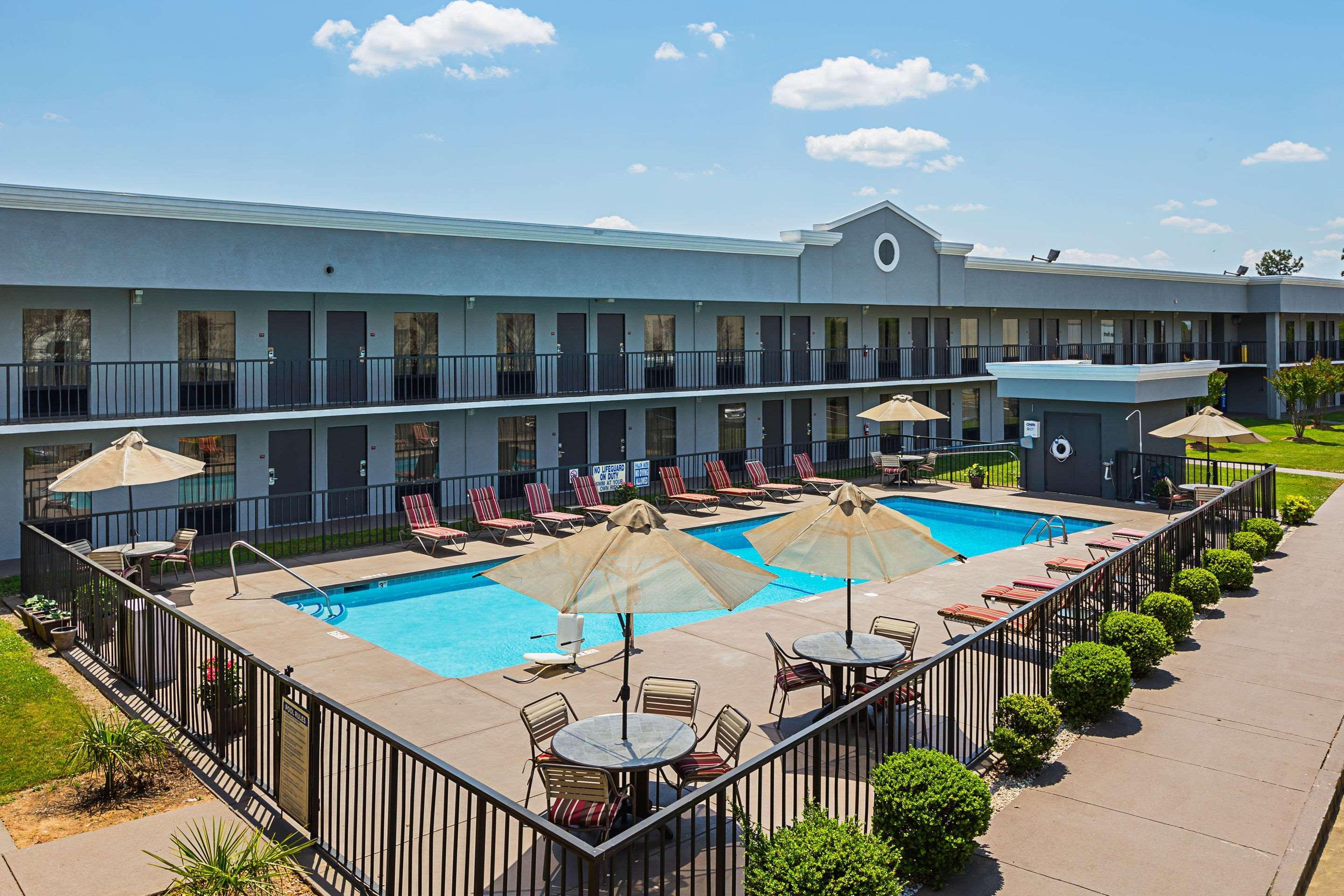 Quality Inn & Suites Greenville - Haywood Mall Εξωτερικό φωτογραφία