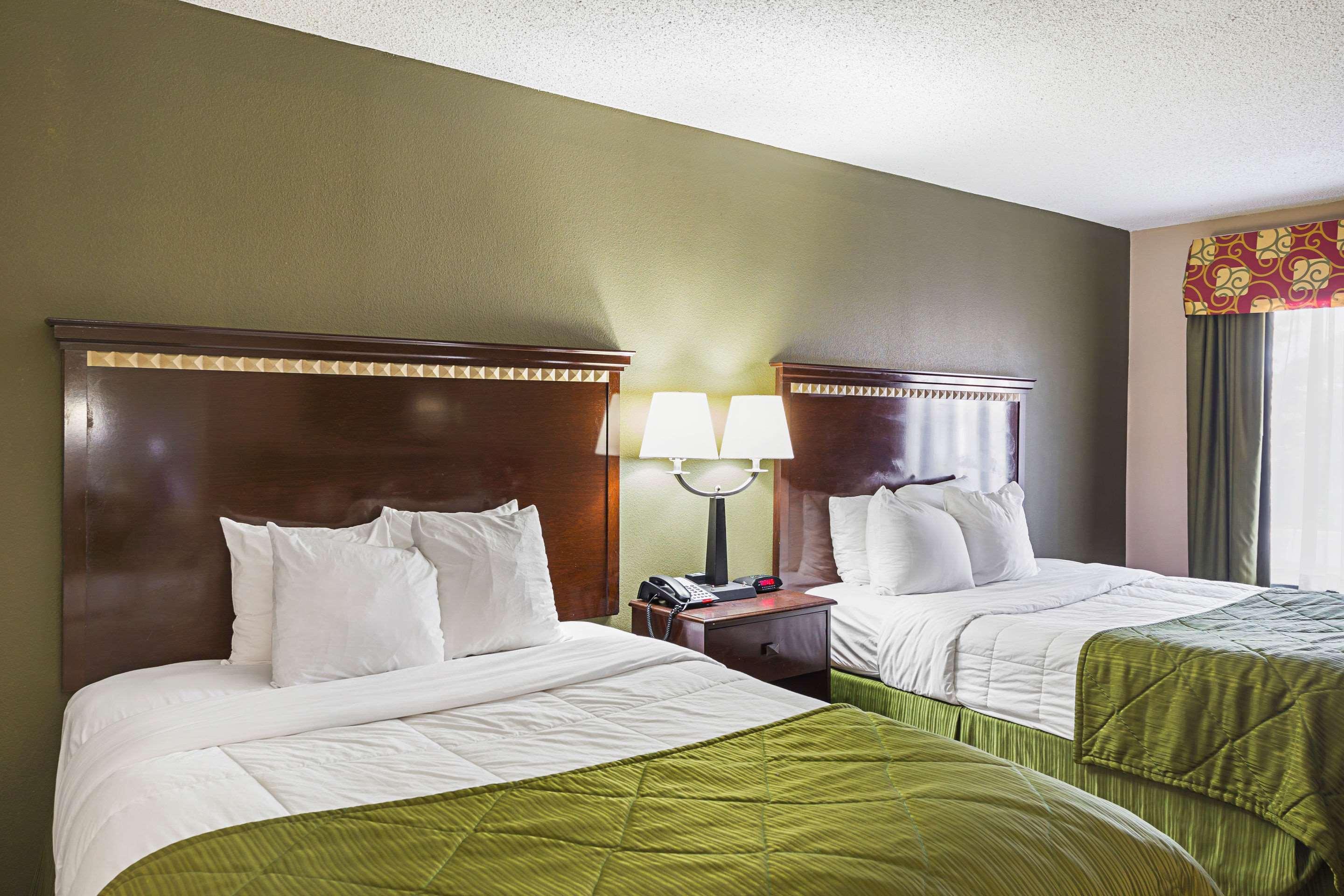 Quality Inn & Suites Greenville - Haywood Mall Εξωτερικό φωτογραφία