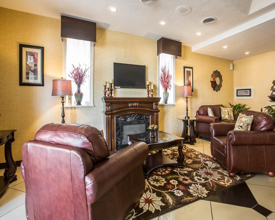 Quality Inn & Suites Greenville - Haywood Mall Εξωτερικό φωτογραφία