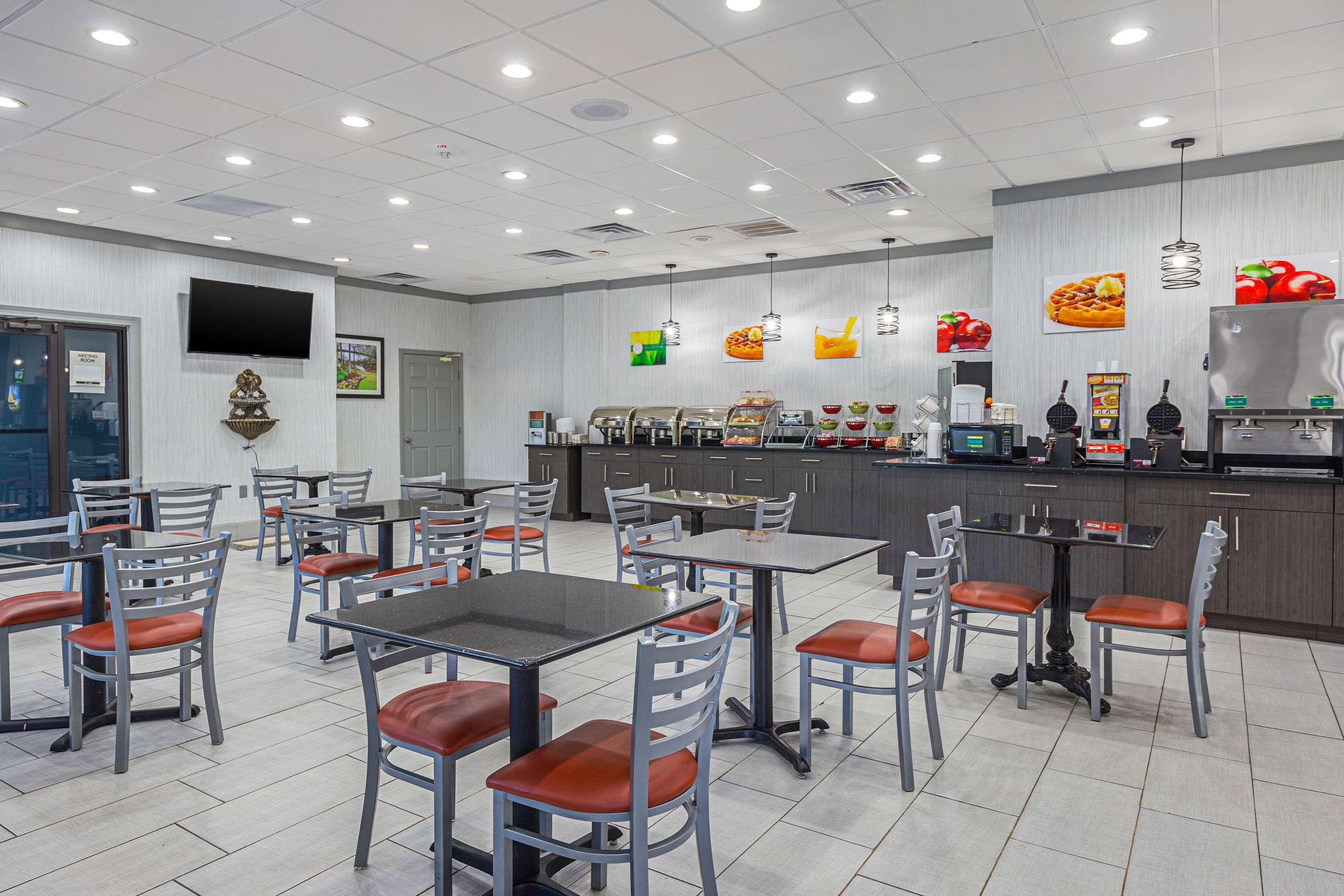 Quality Inn & Suites Greenville - Haywood Mall Εξωτερικό φωτογραφία