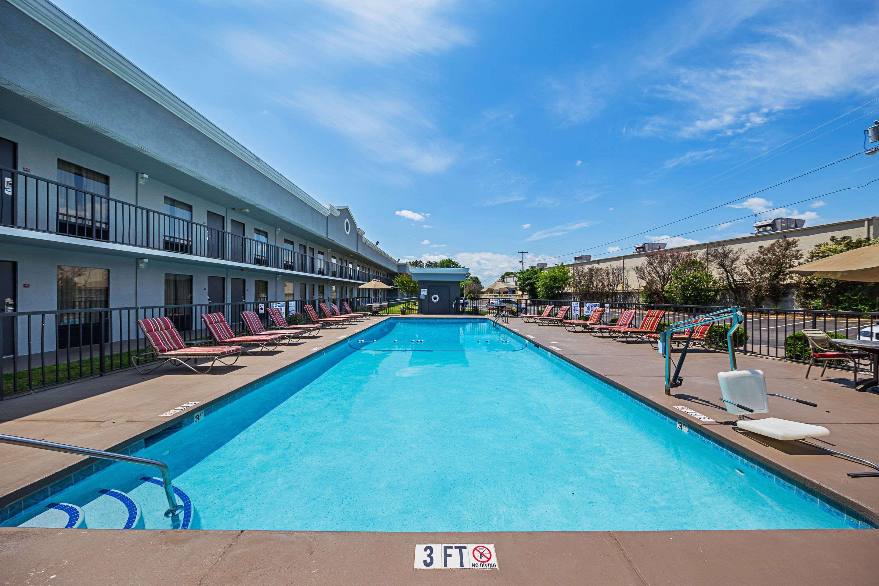 Quality Inn & Suites Greenville - Haywood Mall Εξωτερικό φωτογραφία