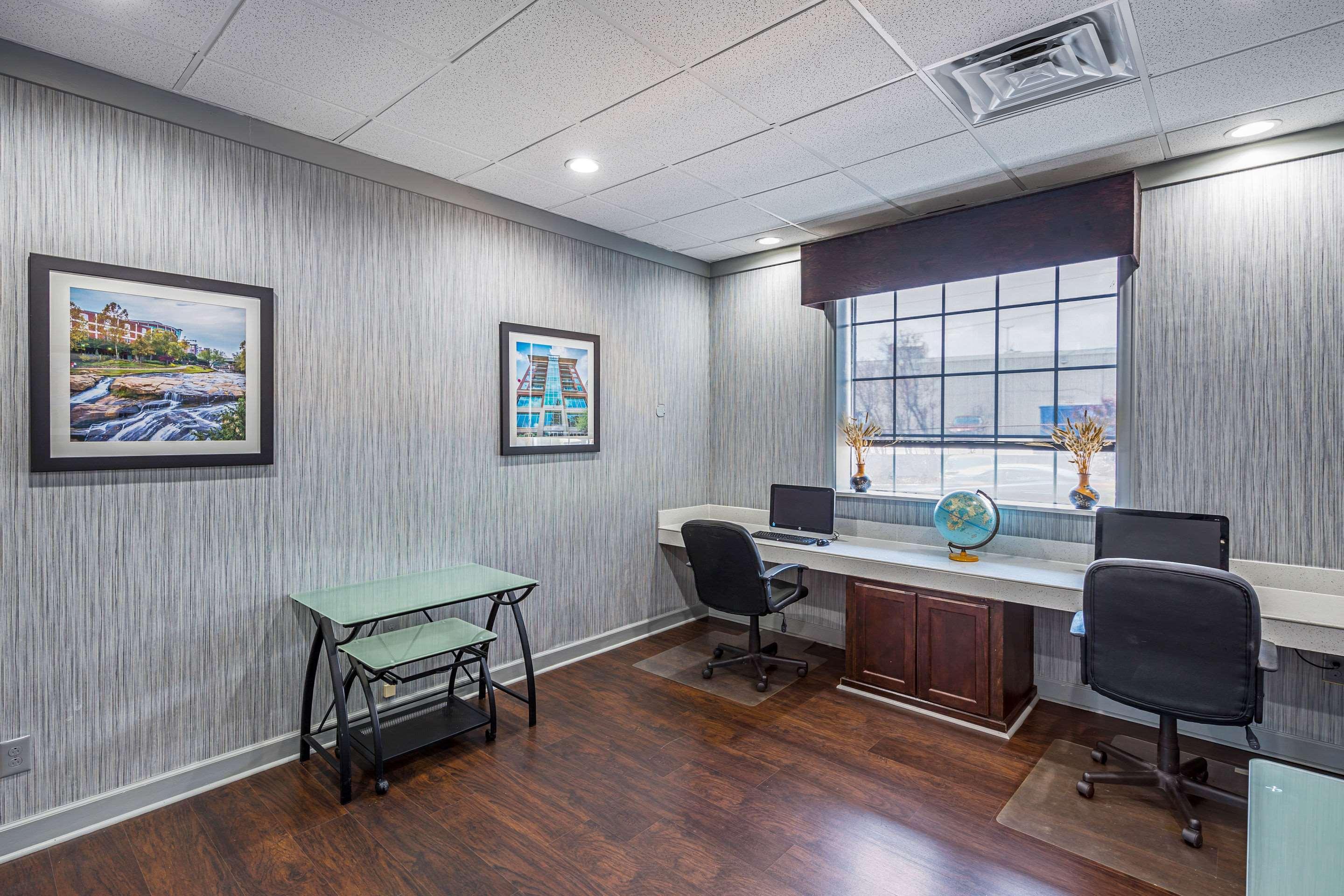 Quality Inn & Suites Greenville - Haywood Mall Εξωτερικό φωτογραφία