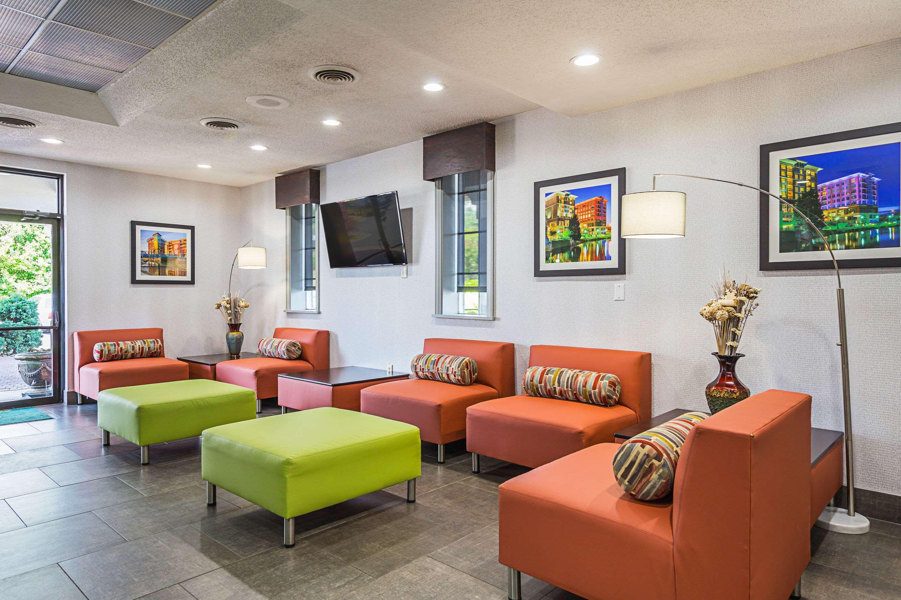 Quality Inn & Suites Greenville - Haywood Mall Εξωτερικό φωτογραφία