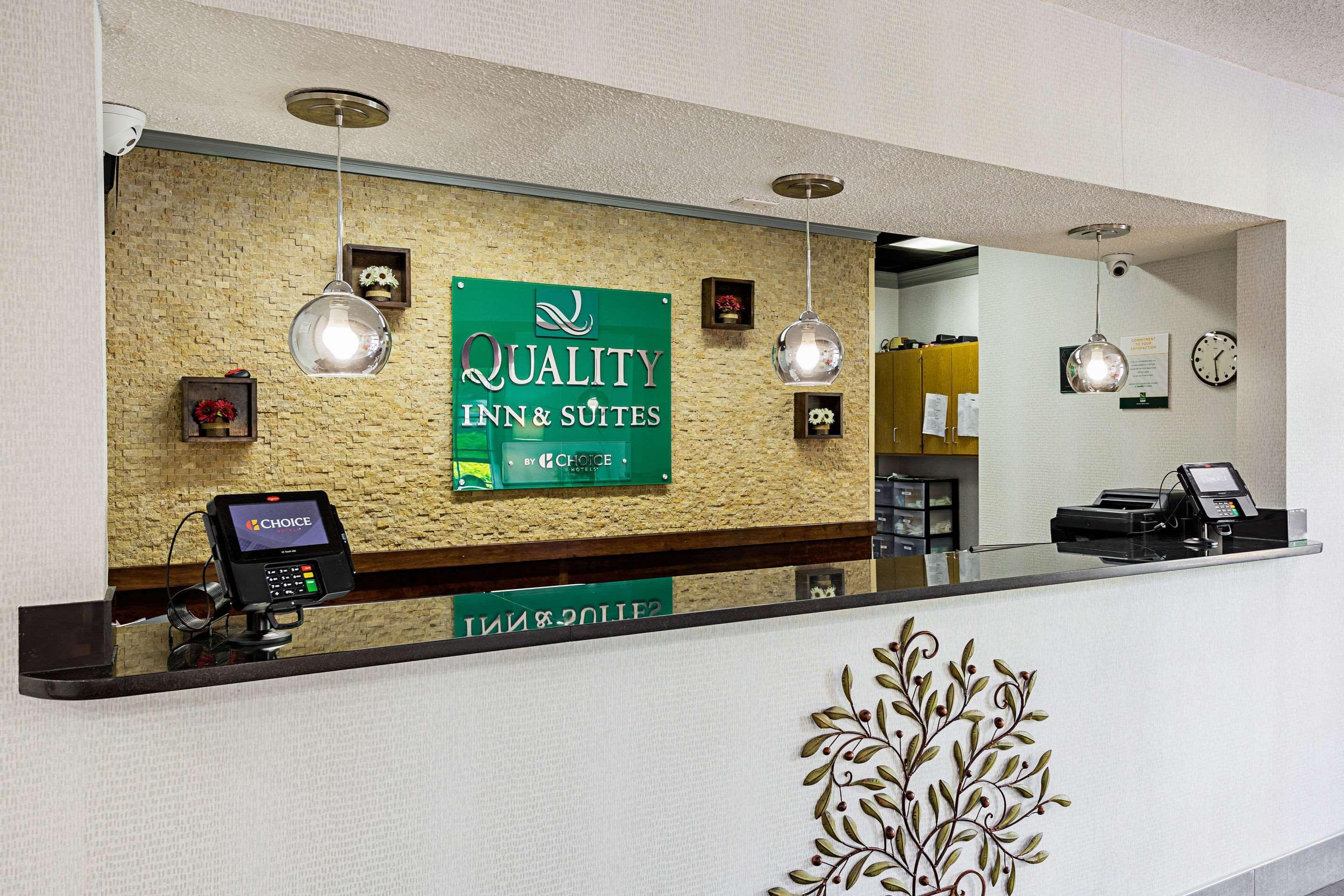 Quality Inn & Suites Greenville - Haywood Mall Εξωτερικό φωτογραφία