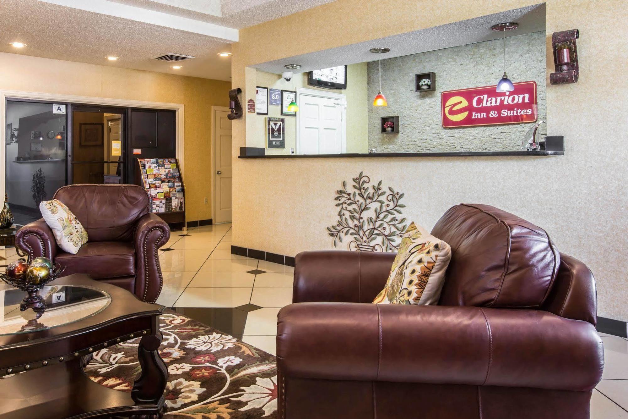 Quality Inn & Suites Greenville - Haywood Mall Εξωτερικό φωτογραφία
